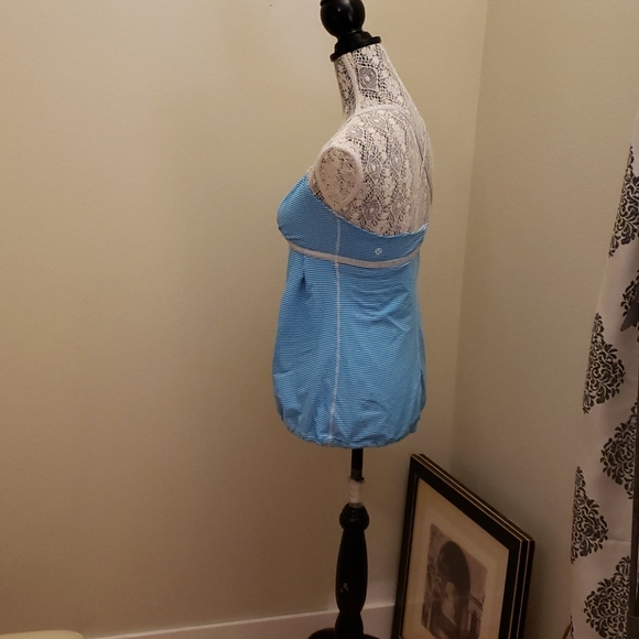 Lululemon athletica women's tank top - Picture 3 of 5